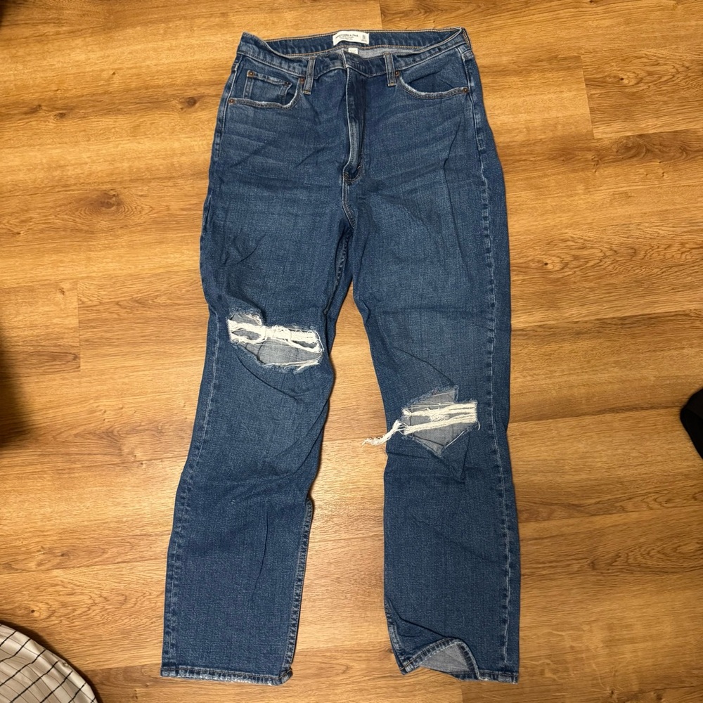 Abercrombie and Fitch the ankle straight ultra high rise curve love 31 (12) L